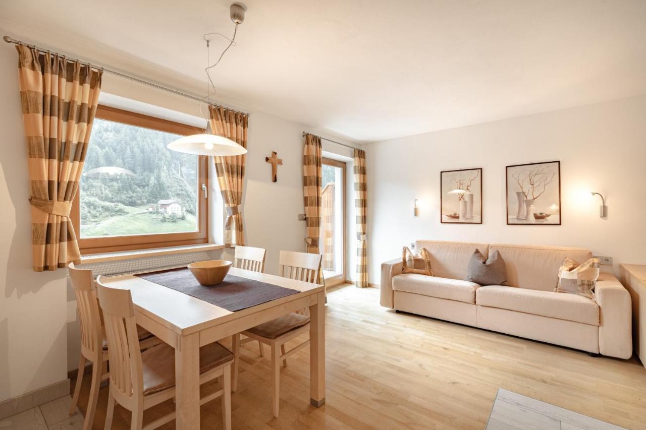 Apartments Soval Santa Cristina Val Gardena Exteriör bild