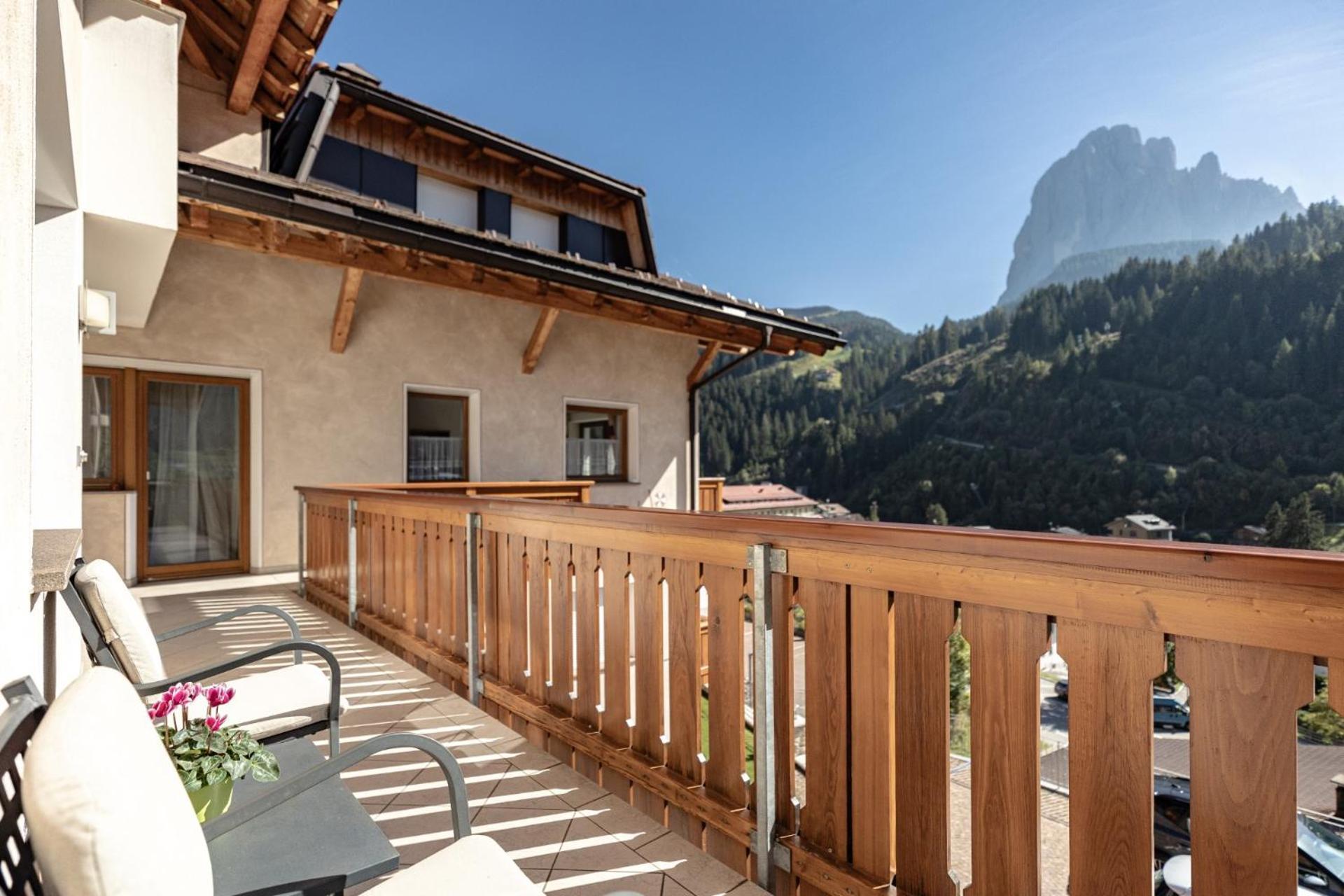Apartments Soval Santa Cristina Val Gardena Exteriör bild
